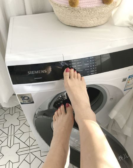 欧美街拍咖色大衣_1080P电影完整版在线观看