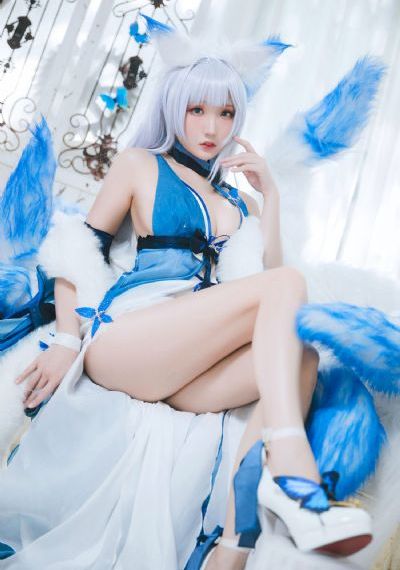 欧美美女露鲍鱼_1080在线观看视频
