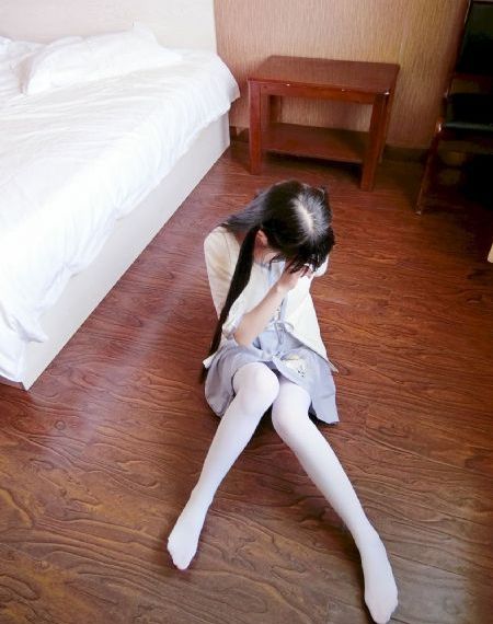 国精产品自偷自偷人妻熟女_高清高清完整版